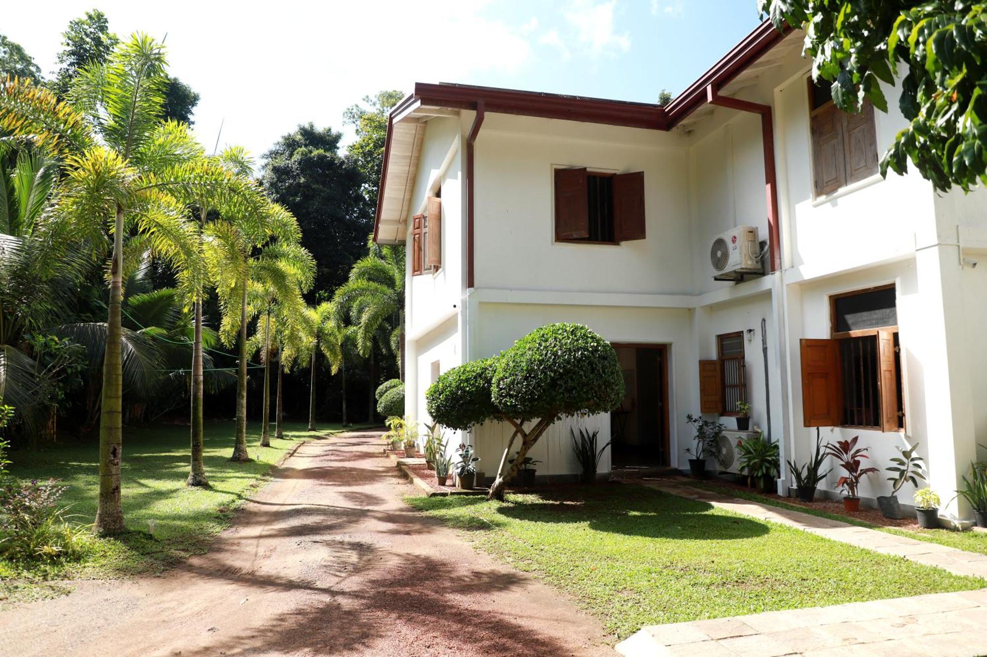 Green Edge Villa Хіккадува Екстер'єр фото