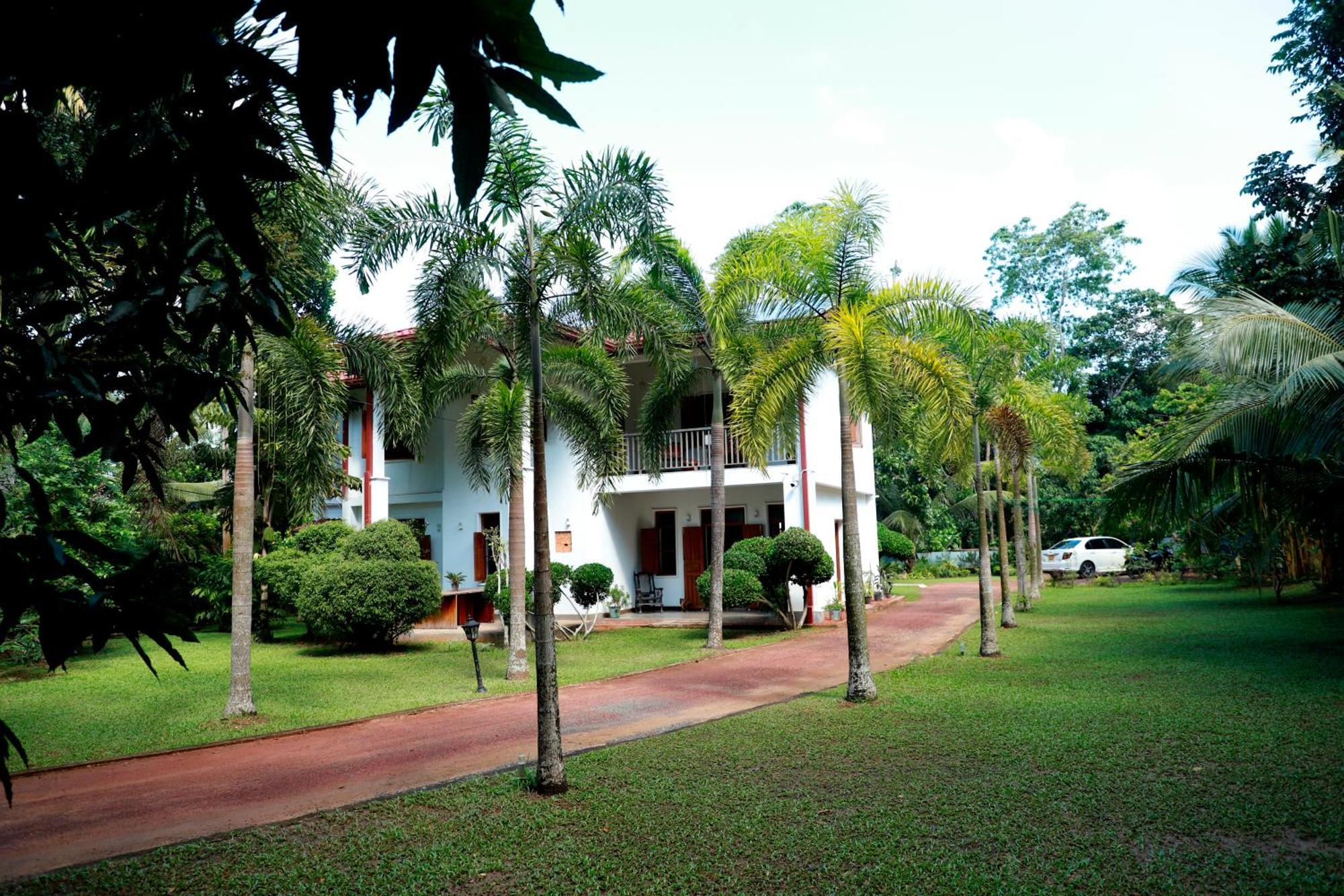 Green Edge Villa Хіккадува Екстер'єр фото
