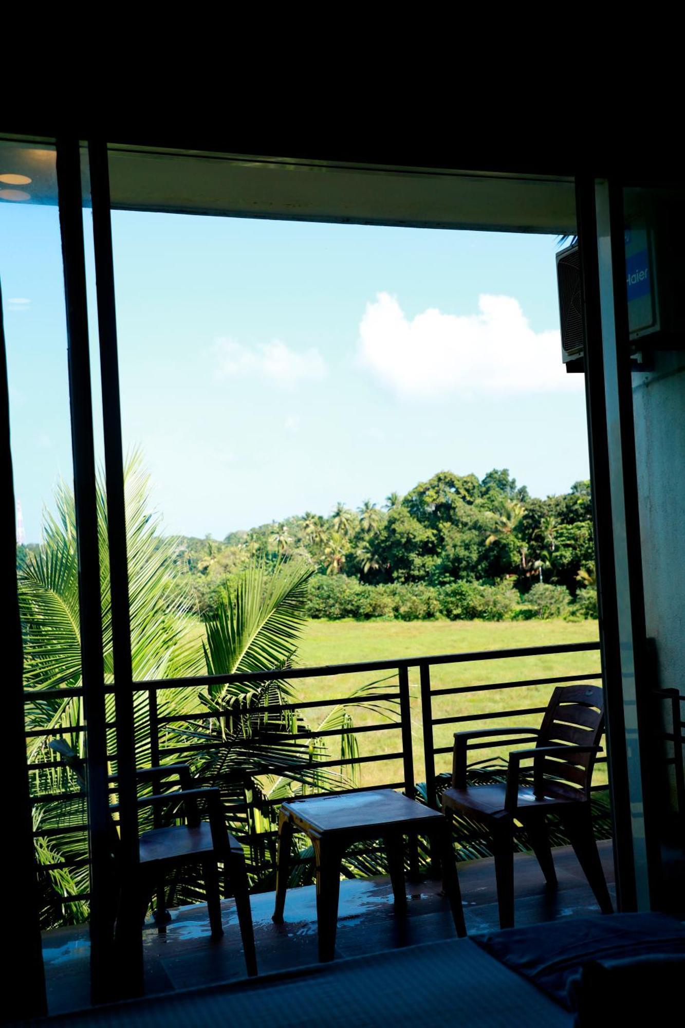 Green Edge Villa Хіккадува Екстер'єр фото