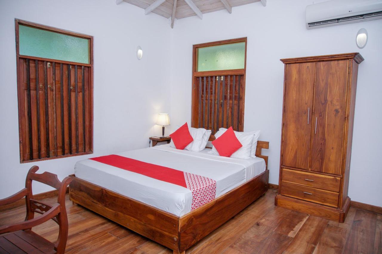 Green Edge Villa Хіккадува Екстер'єр фото