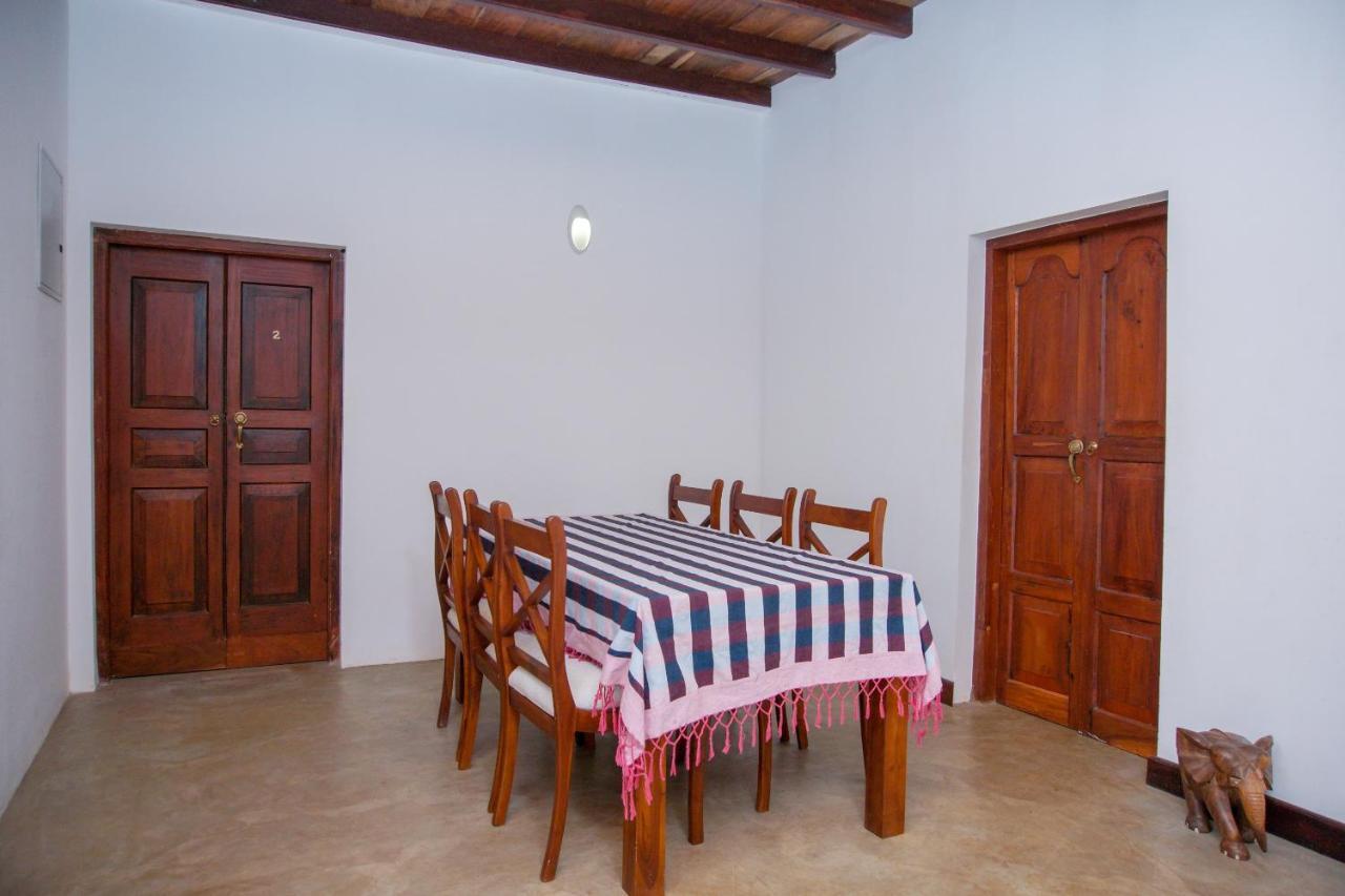 Green Edge Villa Хіккадува Екстер'єр фото