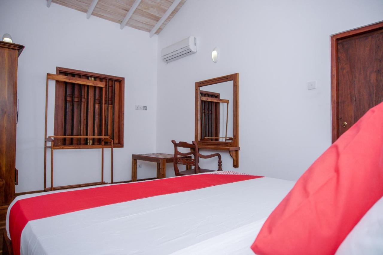Green Edge Villa Хіккадува Екстер'єр фото