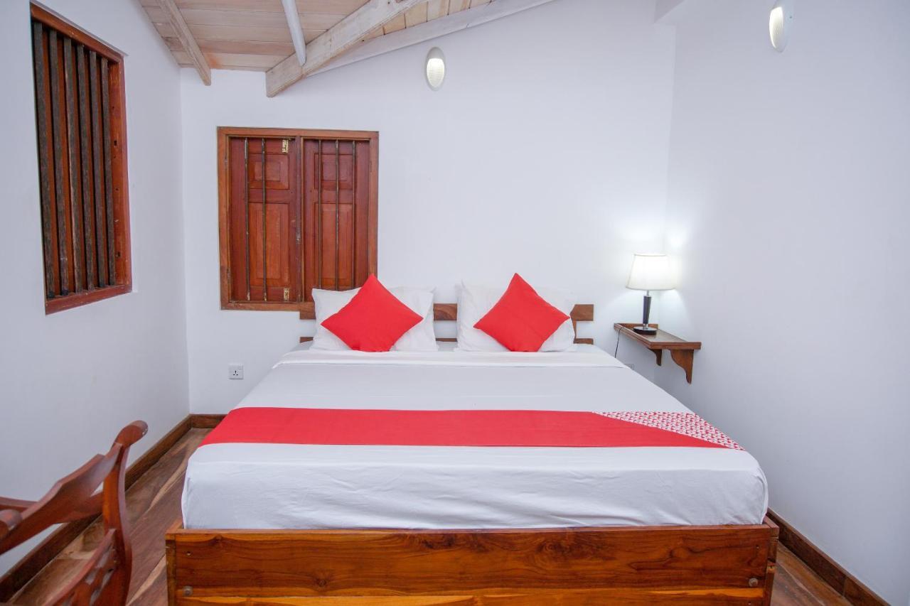 Green Edge Villa Хіккадува Екстер'єр фото